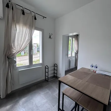 La Petite Maison Brienon-sur-Armançon Exterior foto